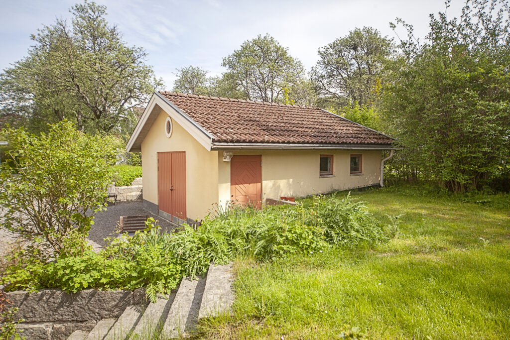 Takbyte Tegeltak Villa. Handen Mårtensberg Haninge