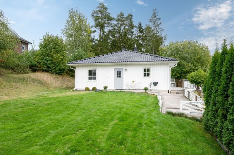 Reparation av vattenskadat betongtak, Mörtvik, Skogås